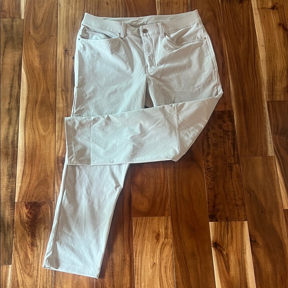 Men’s Lululemon Casual Pants Size 33